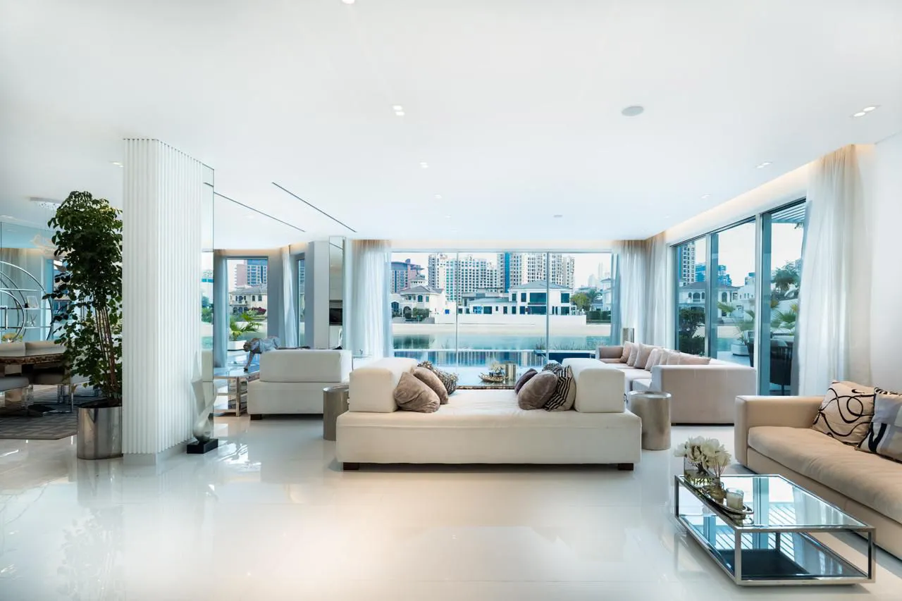 Luxury 6 bedroom Garden Villa in Palm Jumeriah
