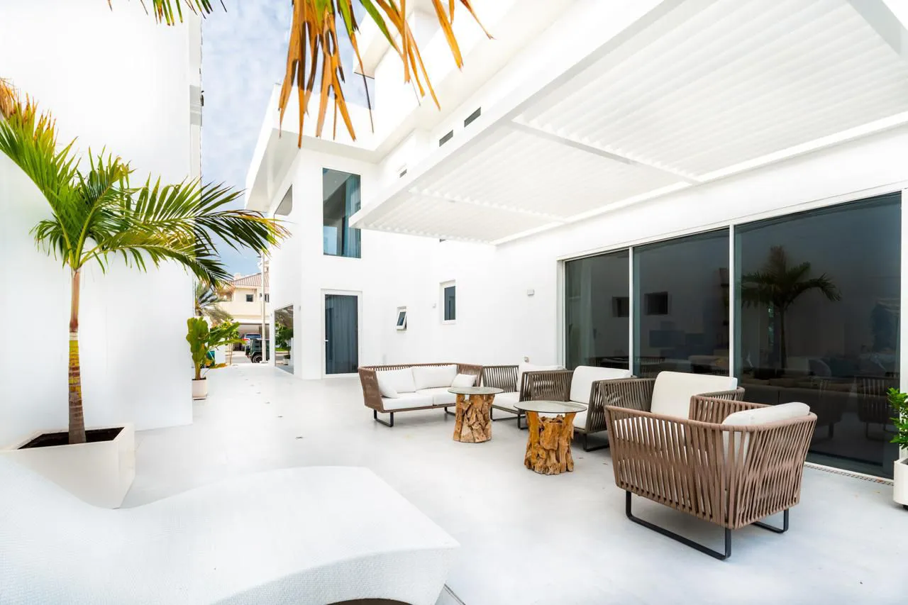 Luxury 6 bedroom Garden Villa in Palm Jumeriah